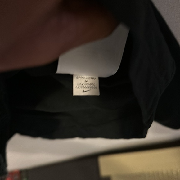 Nike men’s long sleeve - Picture 7 of 7